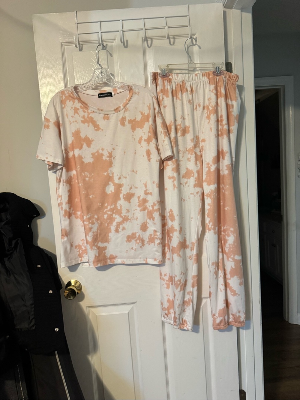 Tie-Dye Short Sleeve Lounge Set in Peach/White - Casual Women's Loungewear